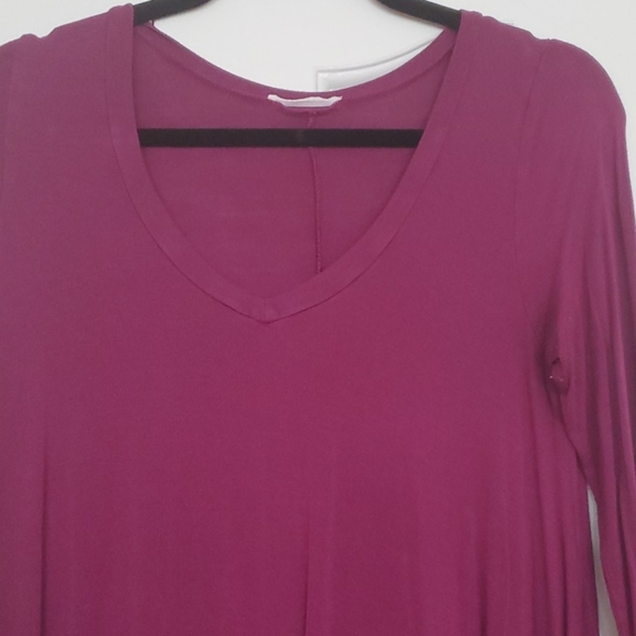Dark  Fuchsia long sleve tunic - Picture 2 of 4